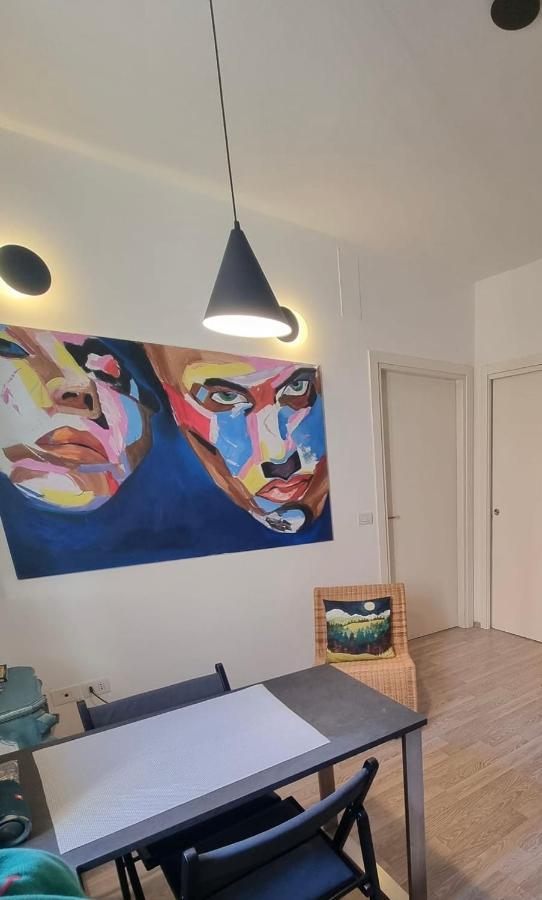 Artist Apartment Centro Storico ペルージャ エクステリア 写真