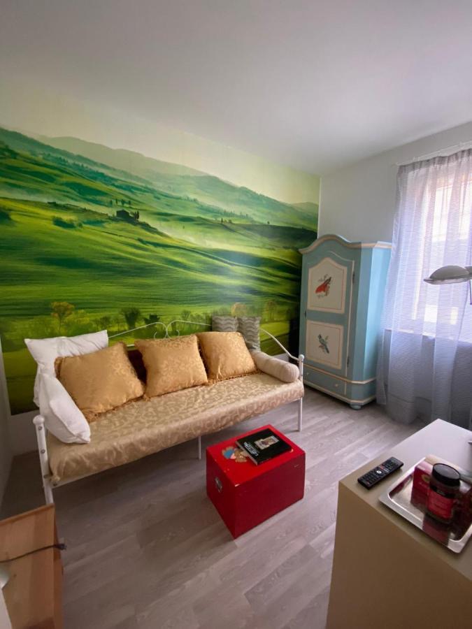 Artist Apartment Centro Storico ペルージャ エクステリア 写真